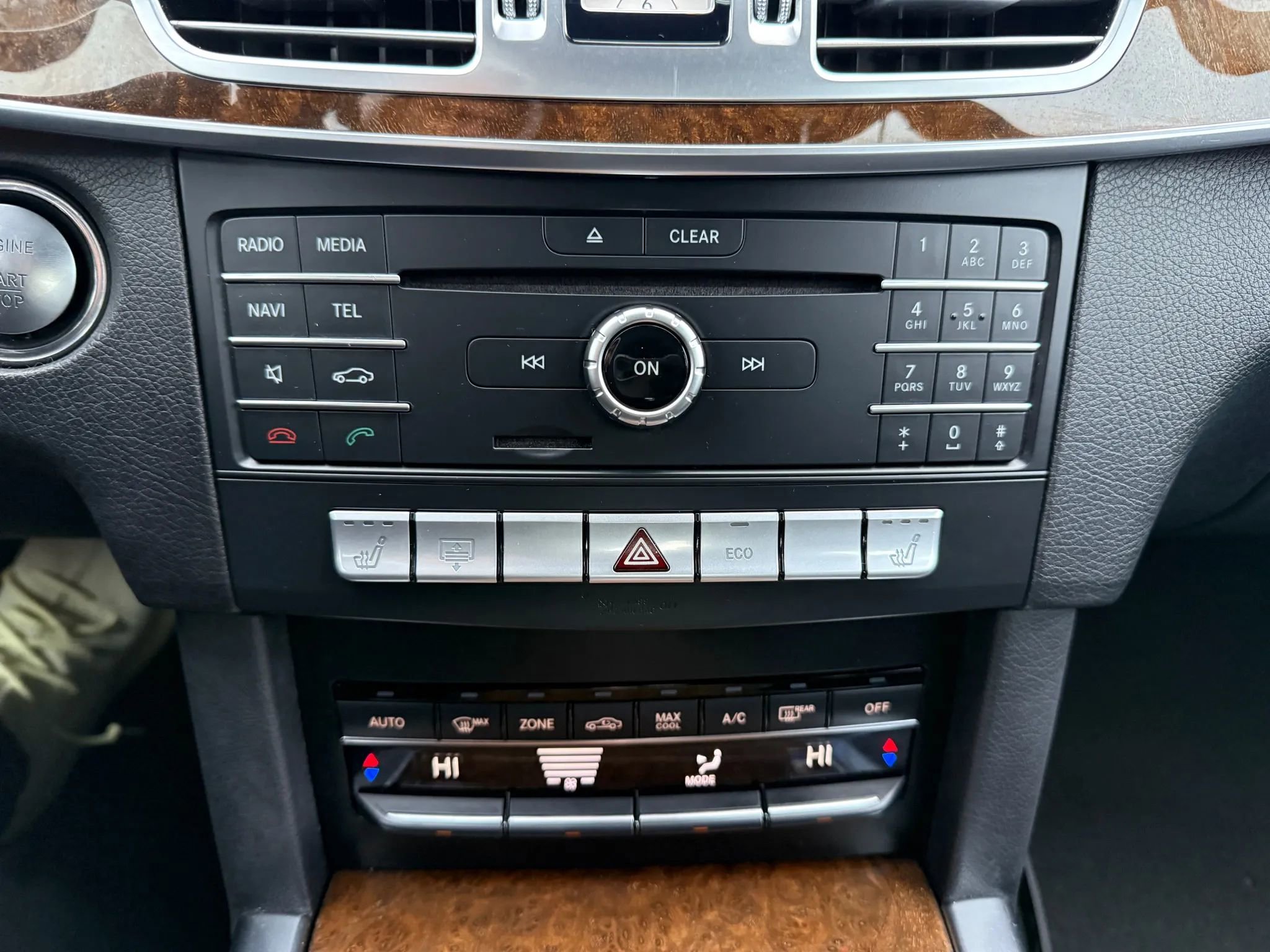 Used 2016 Mercedes-Benz E 350 Sedan image 17