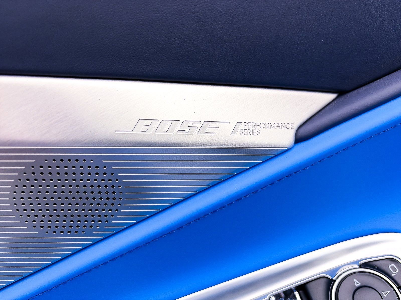 Used 2024 Chevrolet Corvette Stingray Premium Conv w/ Battery Protection Package image 9