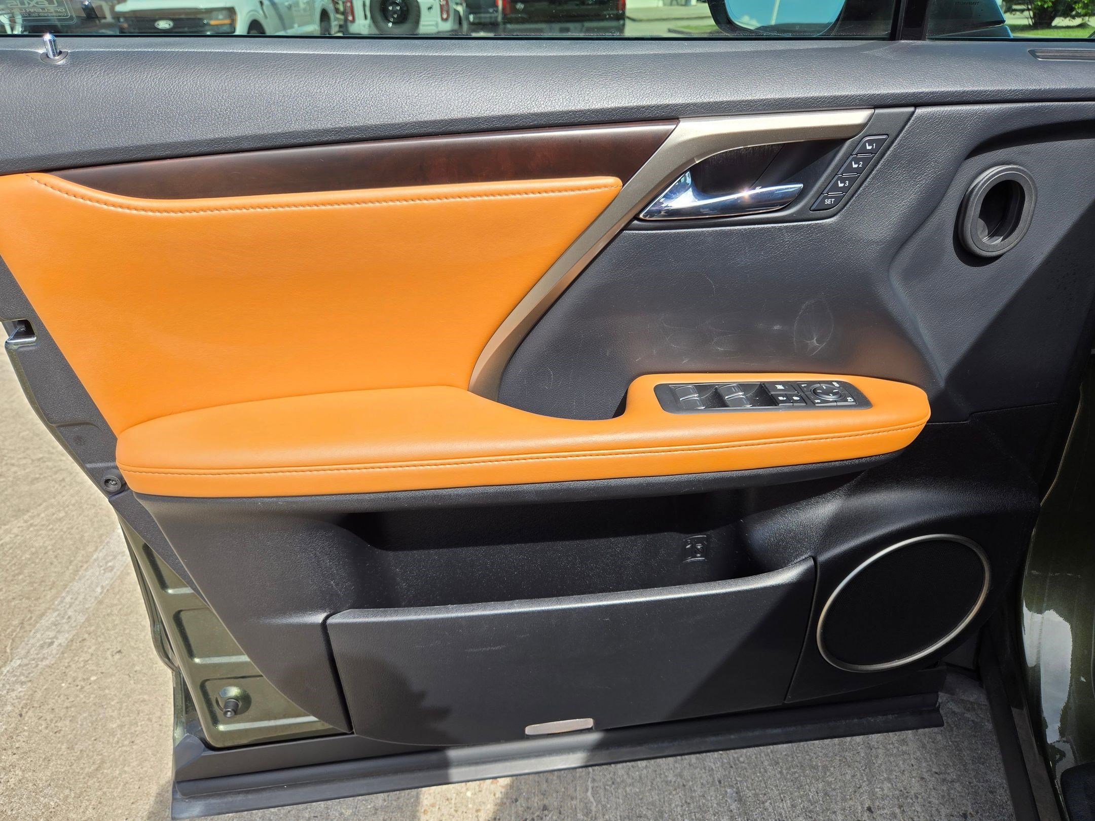 Used 2021 Lexus RX 450h AWD w/ Premium Package image 14