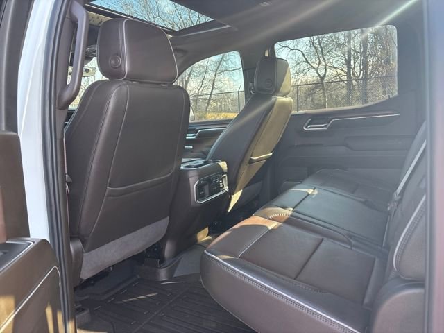 Used 2024 GMC Sierra 1500 Denali w/ Technology Package image 12