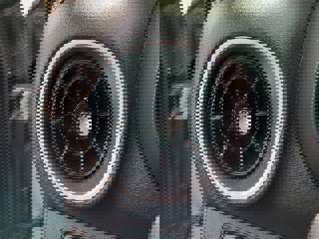 Used 2024 Kia Forte LXS image 29