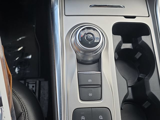 Used 2020 Ford Explorer XLT w/ Equipment Group 202A RWD image 27