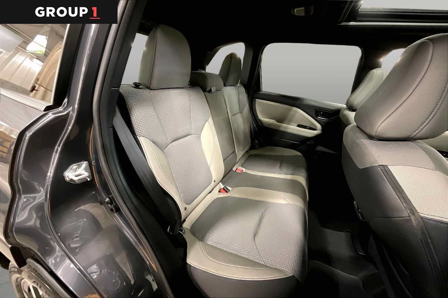 Used 2025 Subaru Forester Premium AWD/4WD image 20