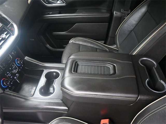 Used 2021 Chevrolet Suburban Premier w/ Premium Package image 3