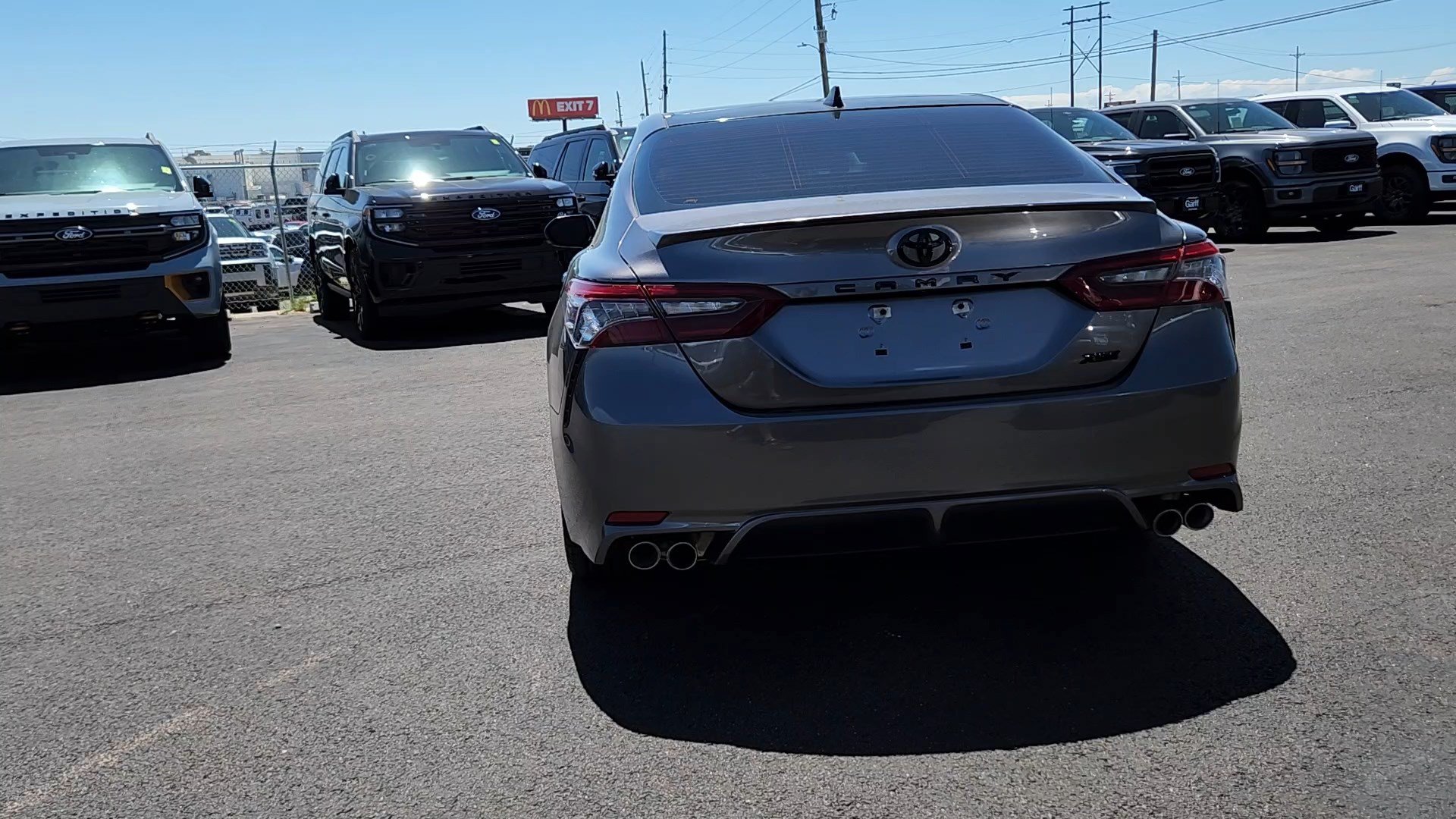 Used 2021 Toyota Camry XSE FWD image 4