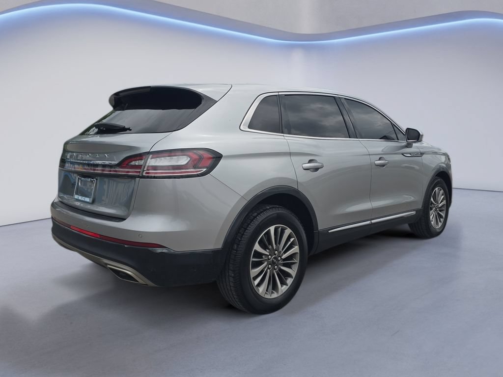 Used 2022 Lincoln Nautilus Reserve AWD/4WD image 6