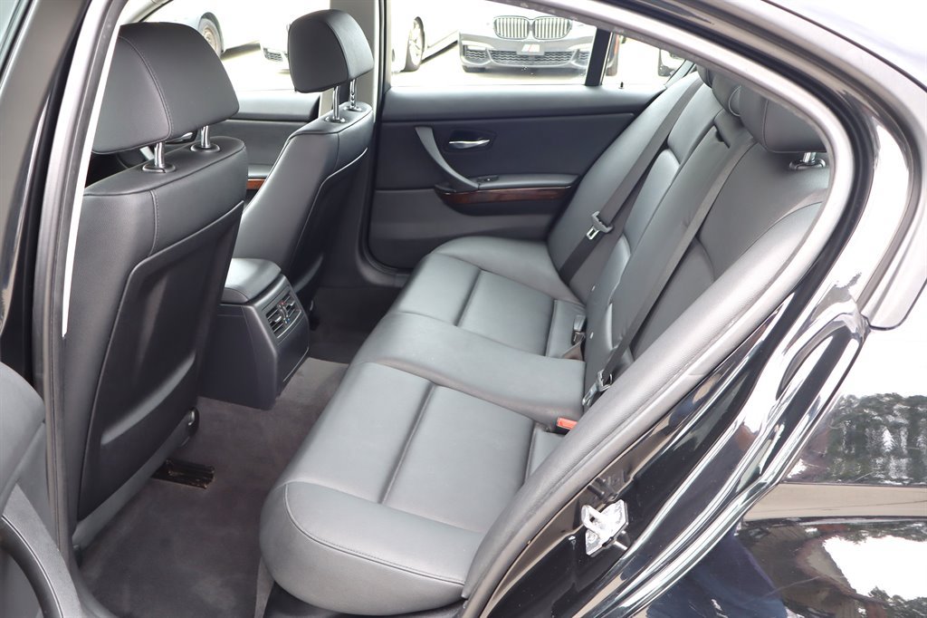 Used 2011 BMW 328i Sedan RWD image 19