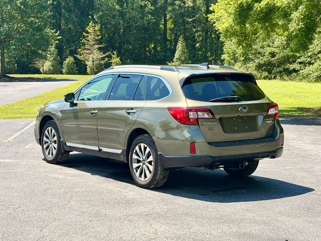 Used 2017 Subaru Outback 2.5i Touring w/ Popular Package #5A AWD/4WD image 5