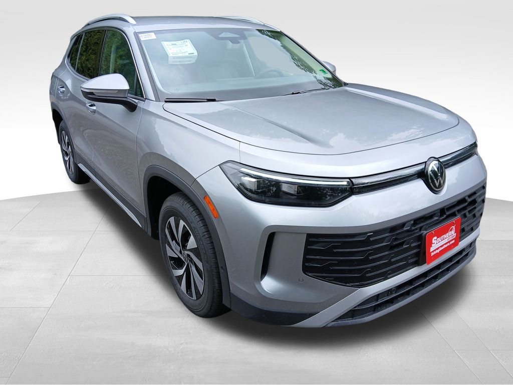 New 2025 Volkswagen Tiguan S image 7