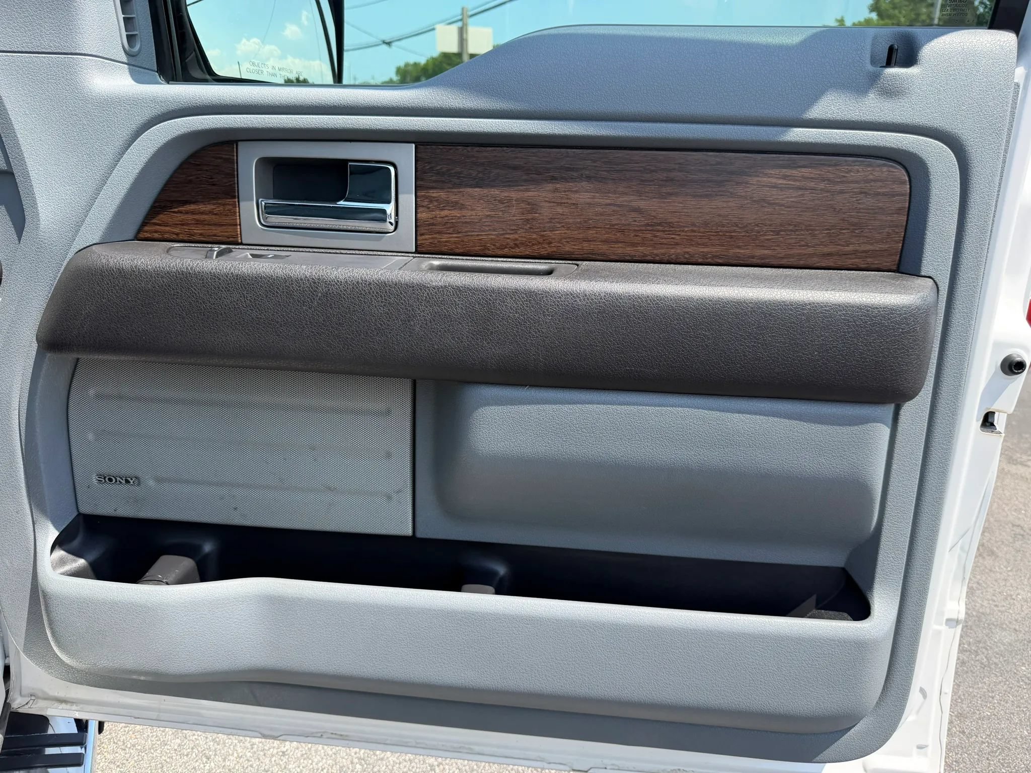 Used 2013 Ford F150 Lariat w/ Luxury Equipment Group AWD/4WD image 23