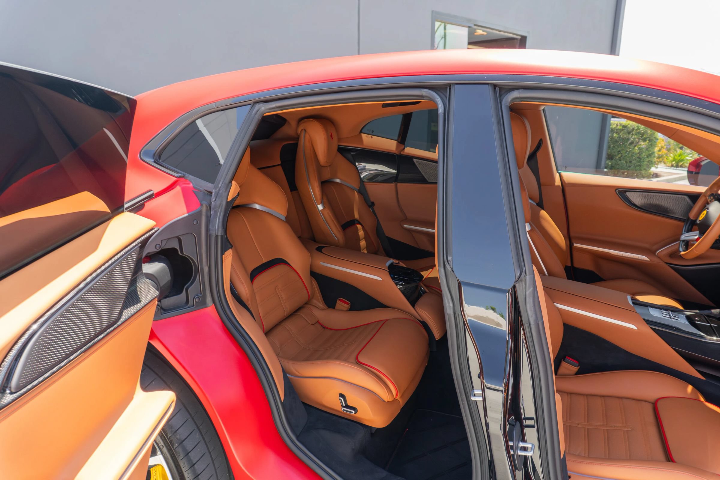 Used 2024 Ferrari Purosangue AWD/4WD image 63