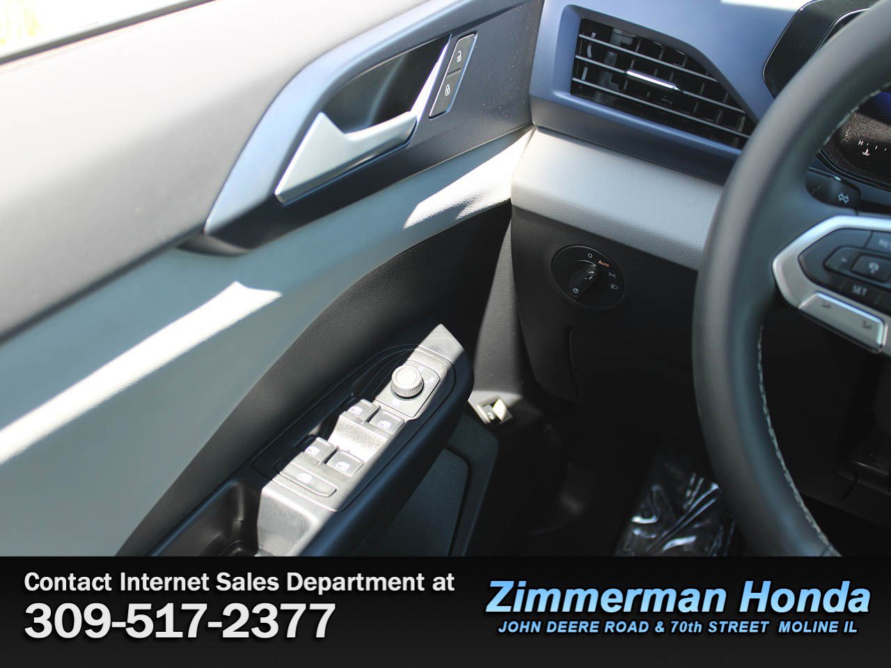 Used 2022 Volkswagen Taos SE w/ IQ.Drive SE Package AWD/4WD image 14