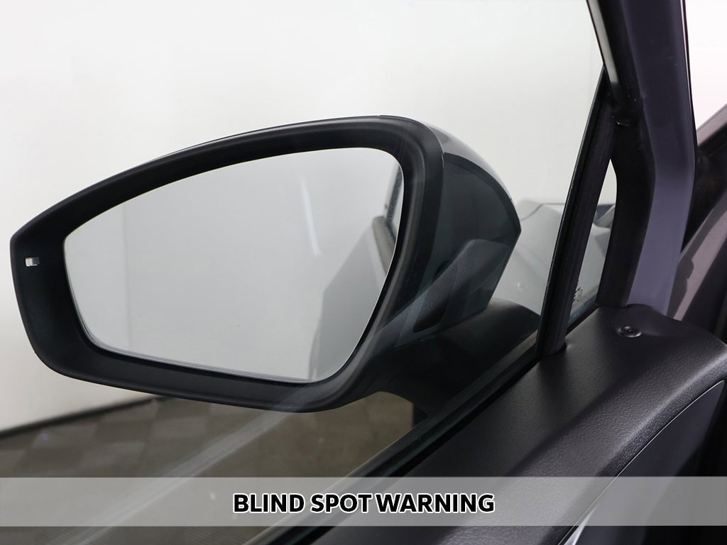 Used 2024 Volkswagen ID.4 2WD image 6