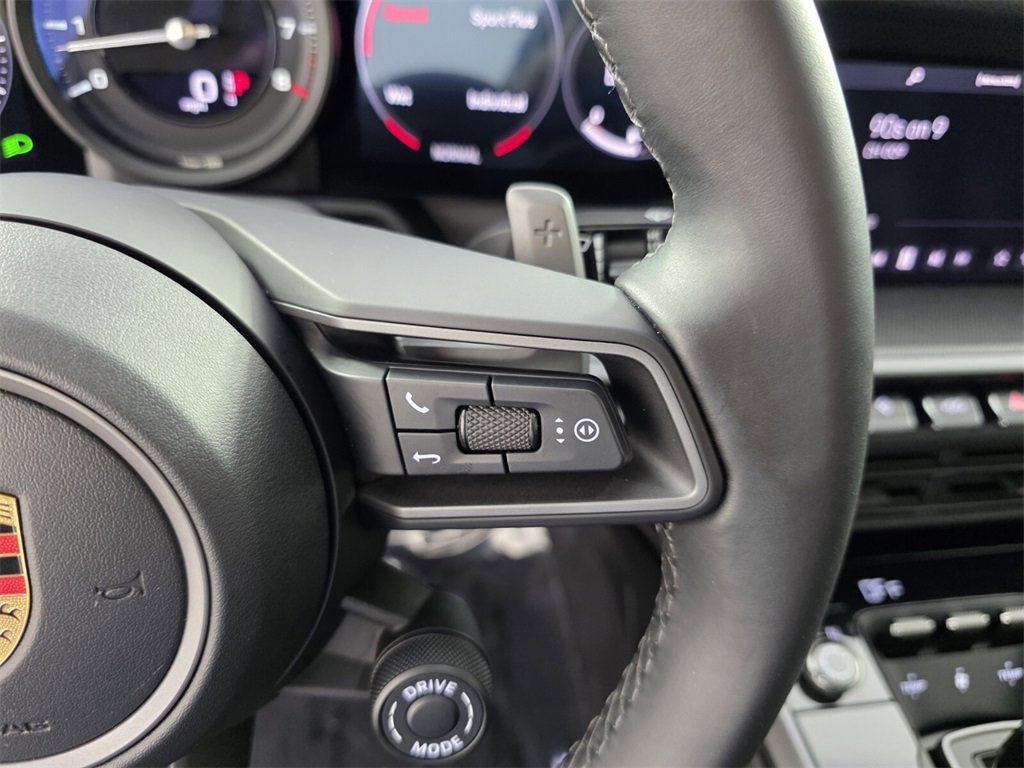 Used 2020 Porsche 911 Carrera image 19