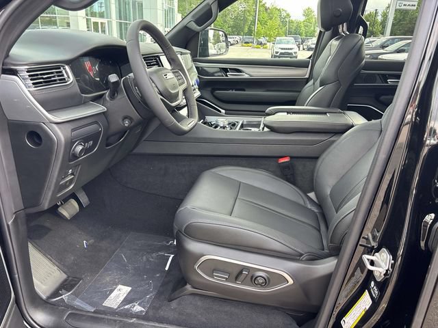 New 2026 Jeep Grand Wagoneer Limited AWD/4WD image 12