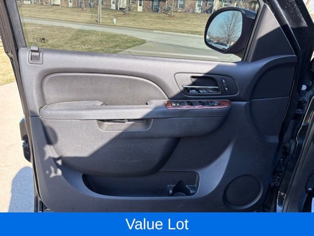 Used 2013 GMC Yukon XL SLT image 9