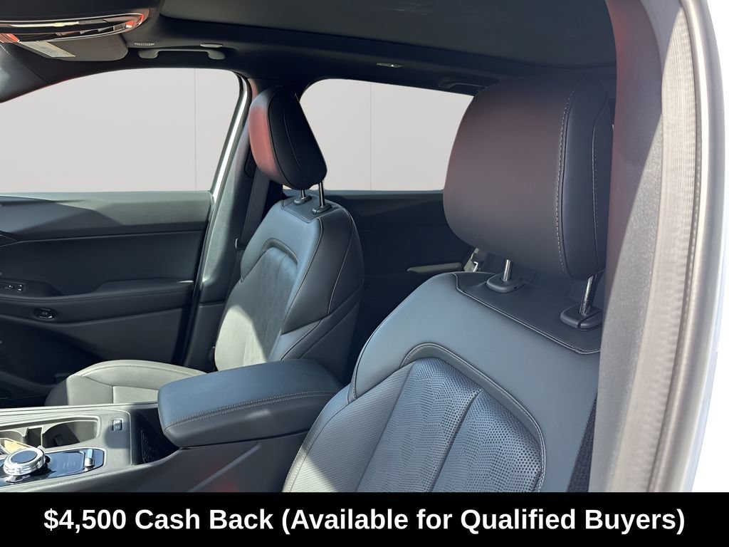New 2026 Jeep Cherokee Overland w/ Advanced Pro Tech Group AWD/4WD image 28