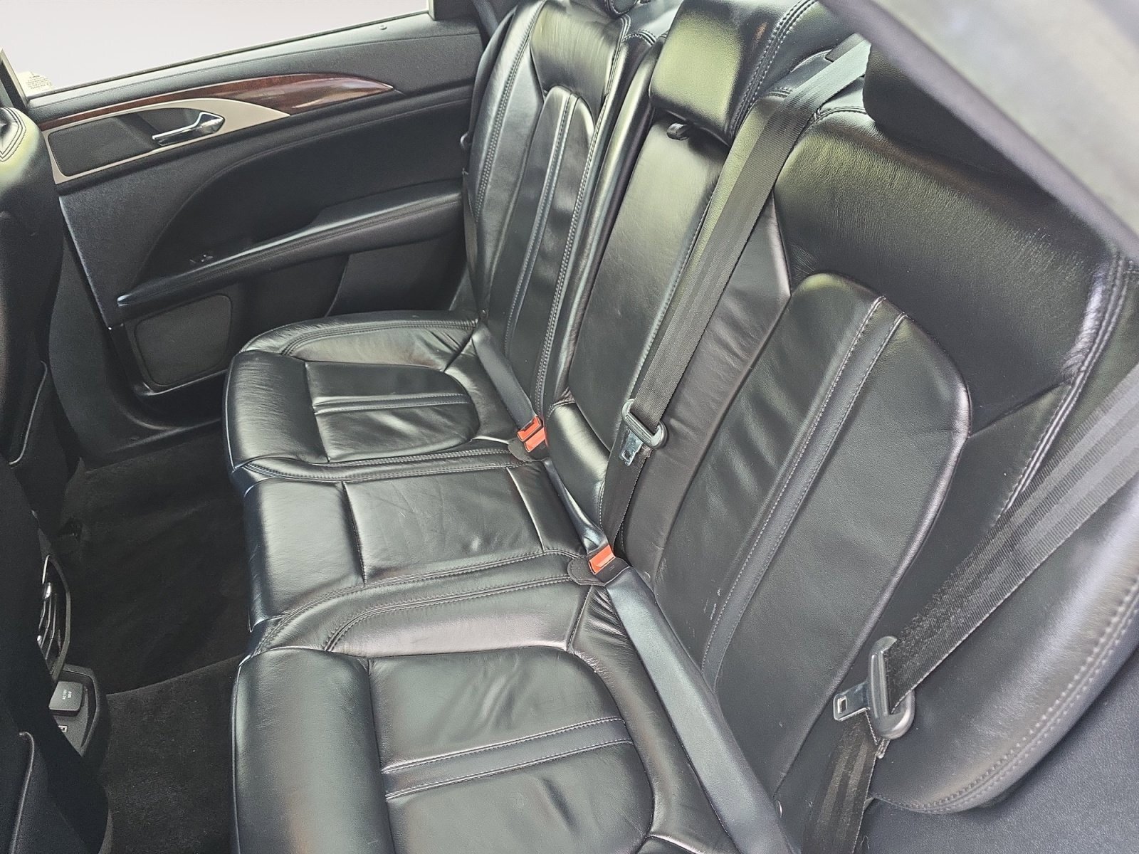 Used 2017 Lincoln MKZ Select w/ Select Plus Package image 5