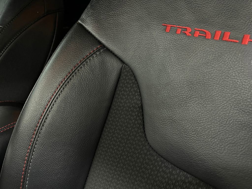 Used 2022 Jeep Compass Trailhawk image 16