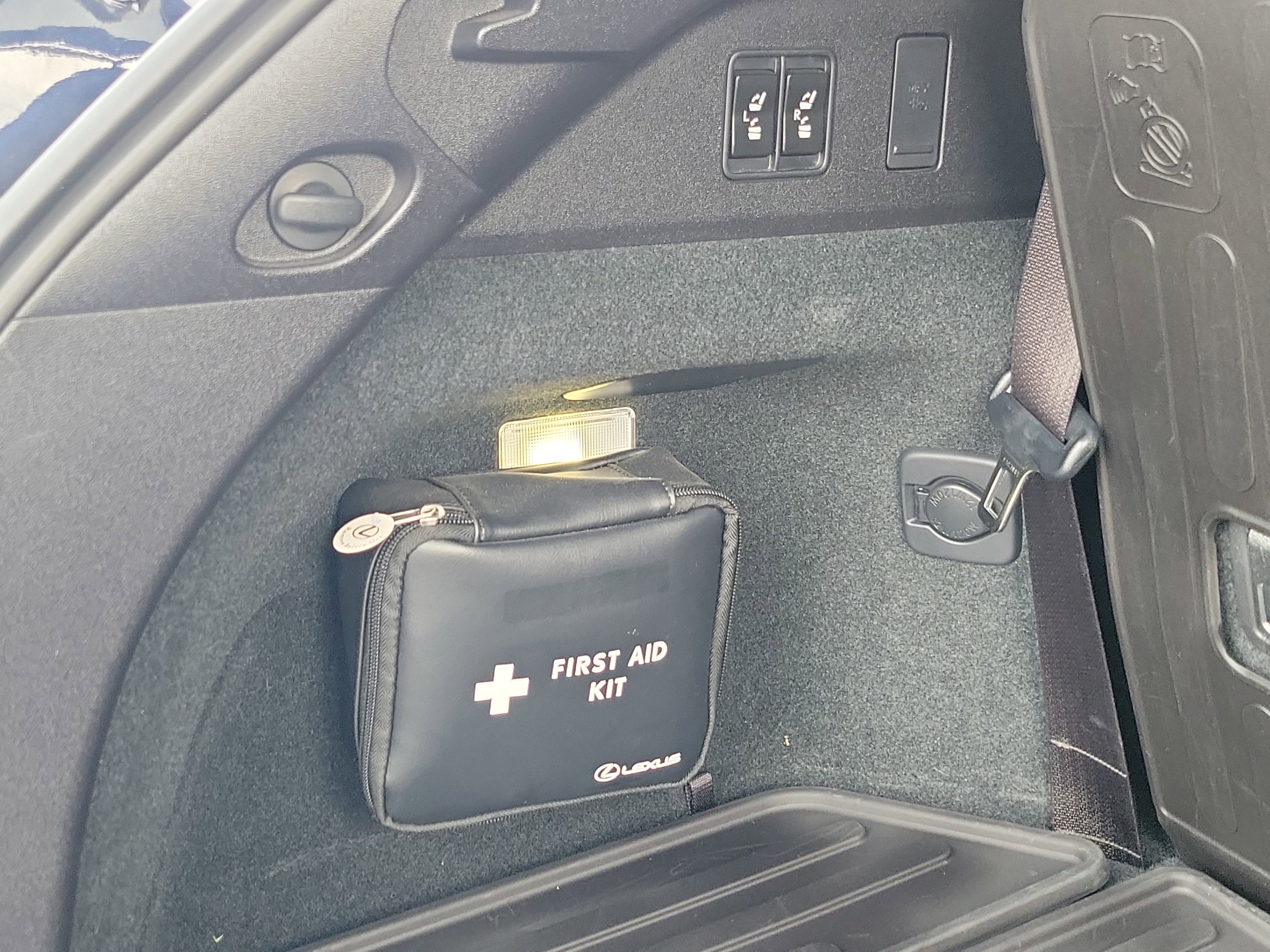 Used 2021 Lexus RX 350L 350L w/ Premium Package image 10