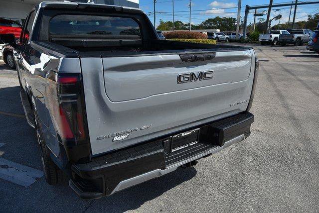 New 2025 GMC Sierra EV Denali image 13