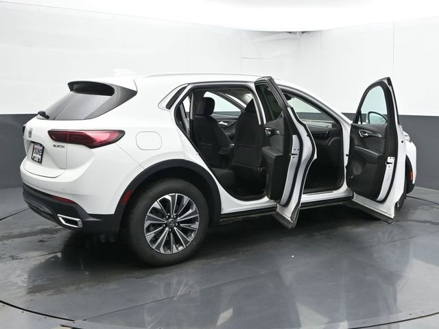 Used 2024 Buick Envision Preferred AWD/4WD image 38