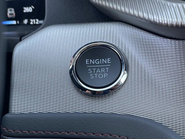 Certified 2025 Ford Explorer Active w/ Active Comfort Package image 14