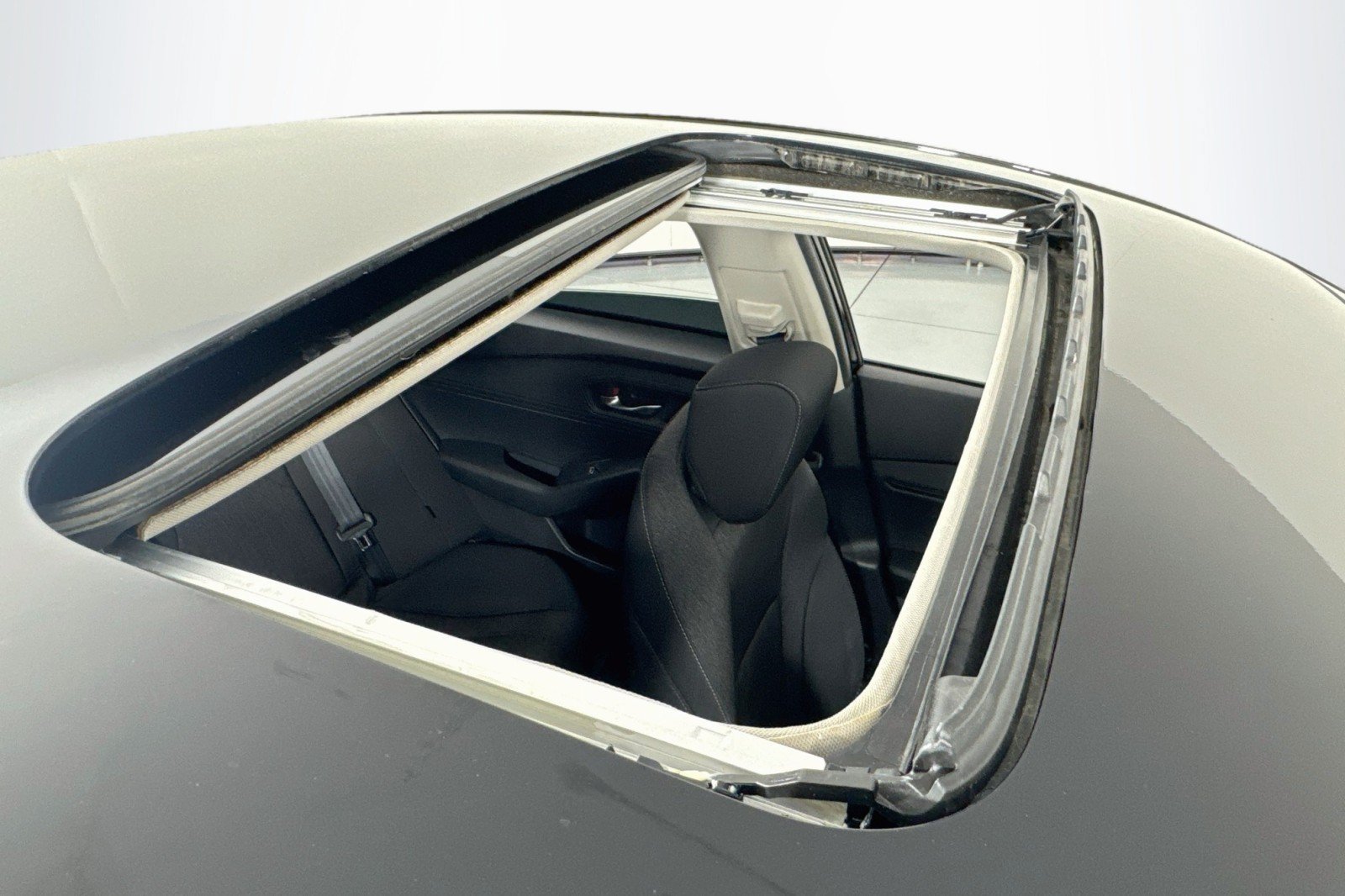 Used 2024 Honda Accord EX image 22