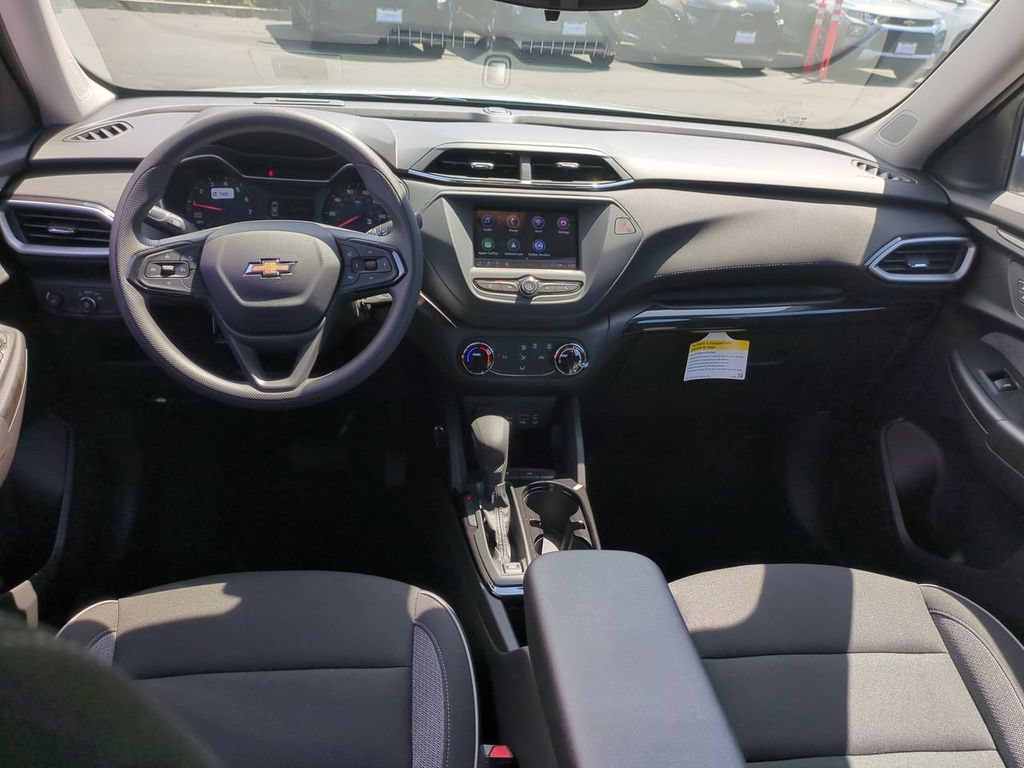 Used 2023 Chevrolet TrailBlazer LS FWD image 19