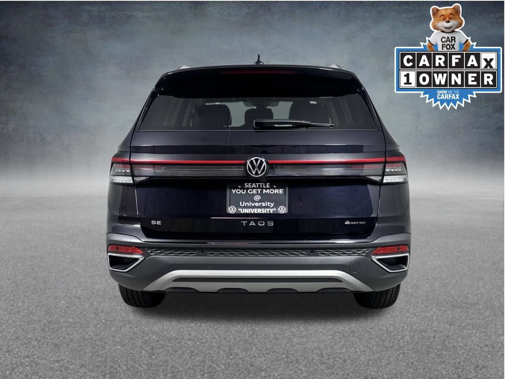 Used 2025 Volkswagen Taos SE AWD/4WD image 7