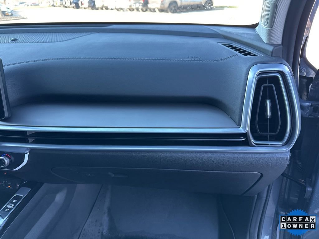 Used 2025 Kia Sorento SX FWD image 59