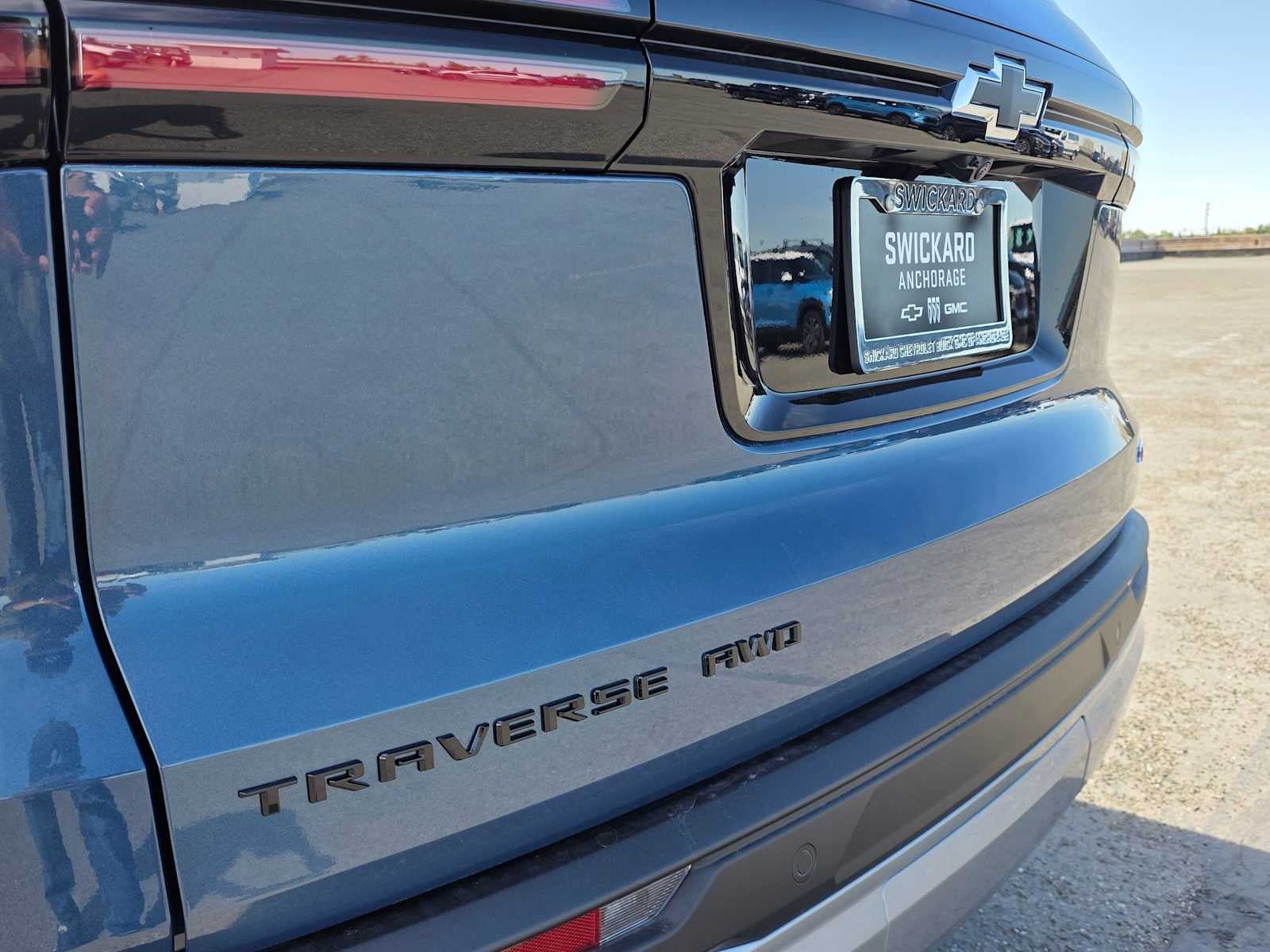 New 2026 Chevrolet Traverse Z71 w/ Enhanced Driving Package AWD/4WD image 14