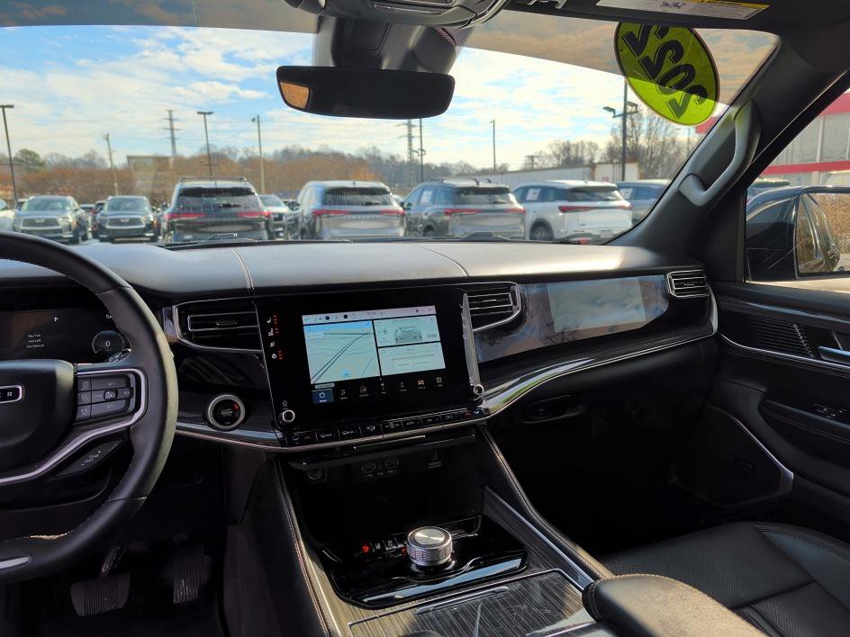 Used 2022 Jeep Wagoneer Series II w/ Flexible Seating Group image 10