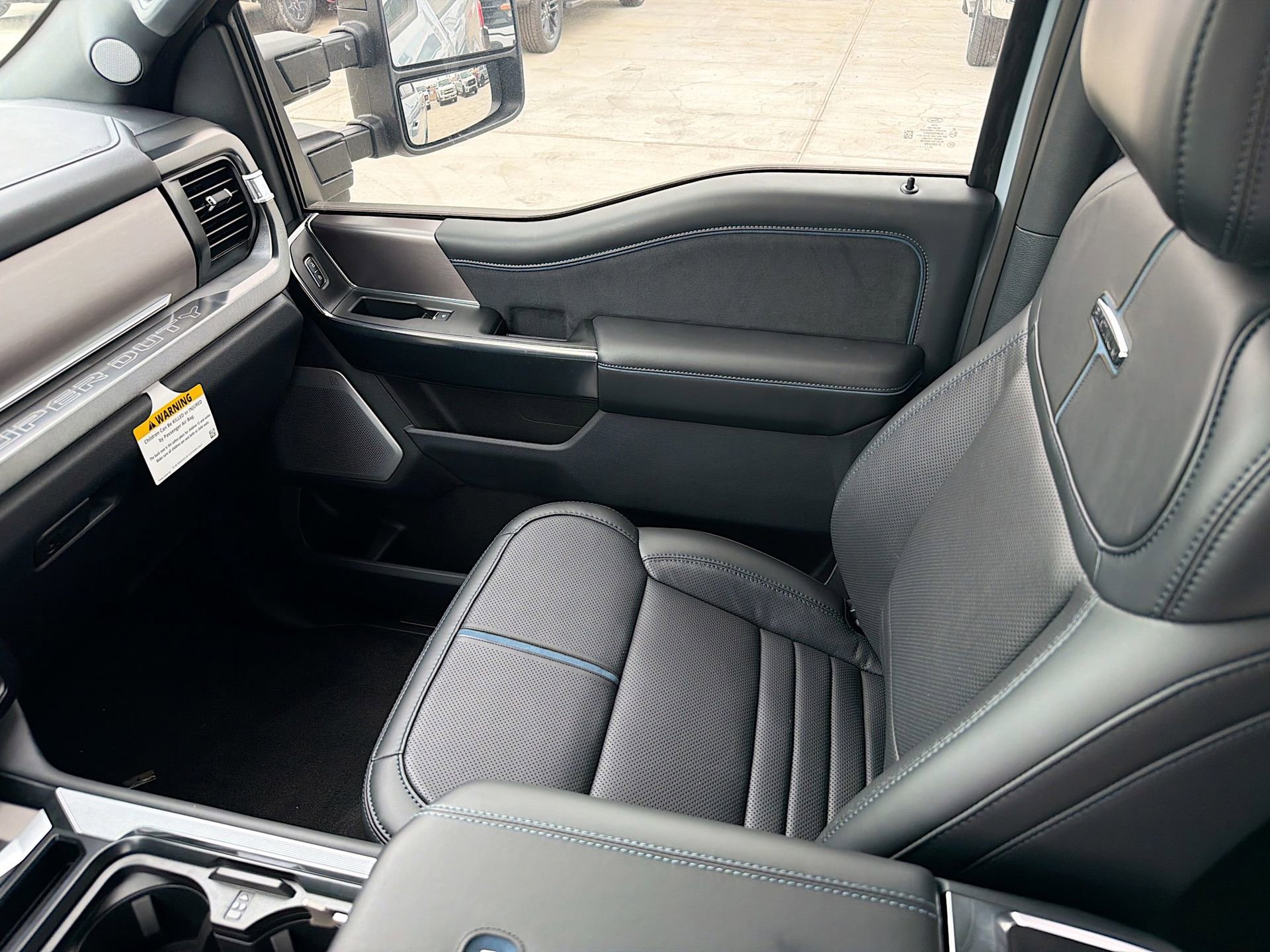 New 2026 Ford F250 Platinum image 32