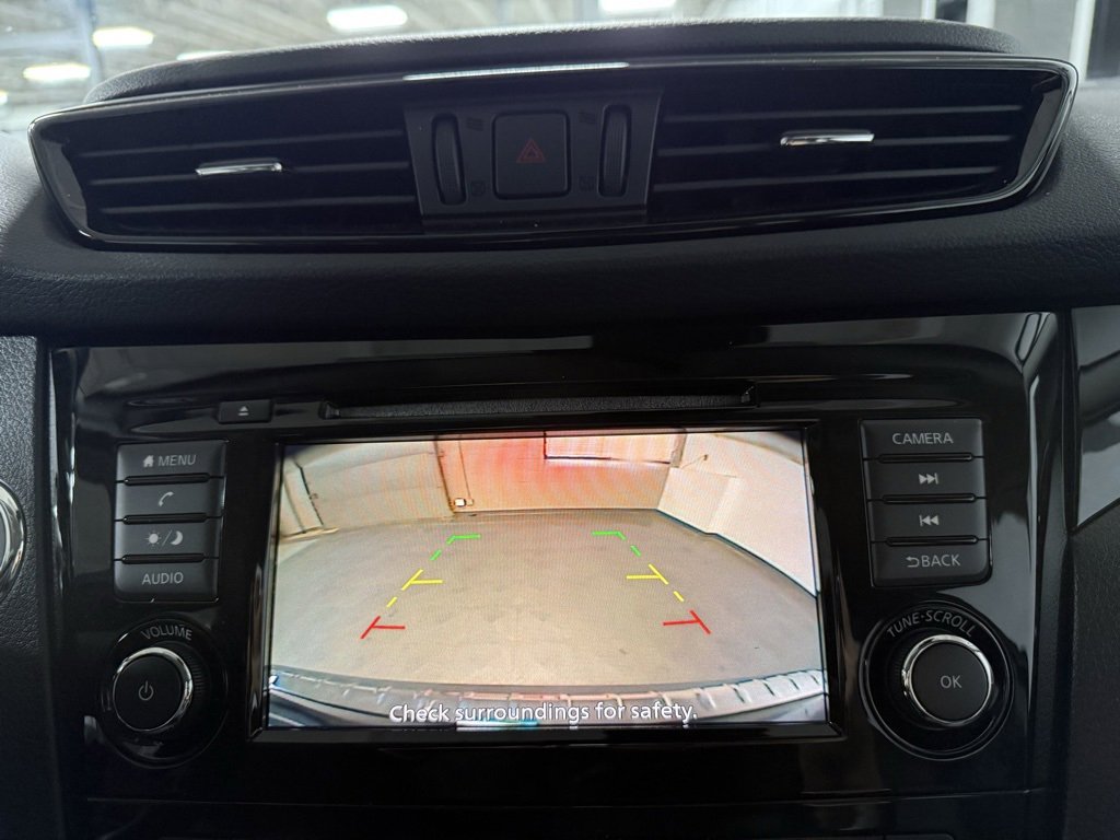 Used 2020 Nissan Rogue Sport SV image 13