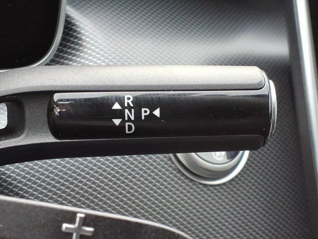 Used 2025 Mercedes-Benz C 300 4MATIC Sedan image 12