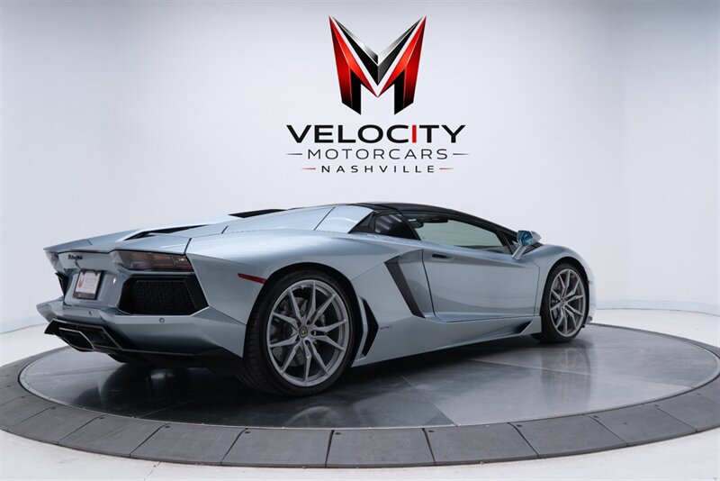 Used 2013 Lamborghini Aventador LP 700-4 AWD/4WD image 8