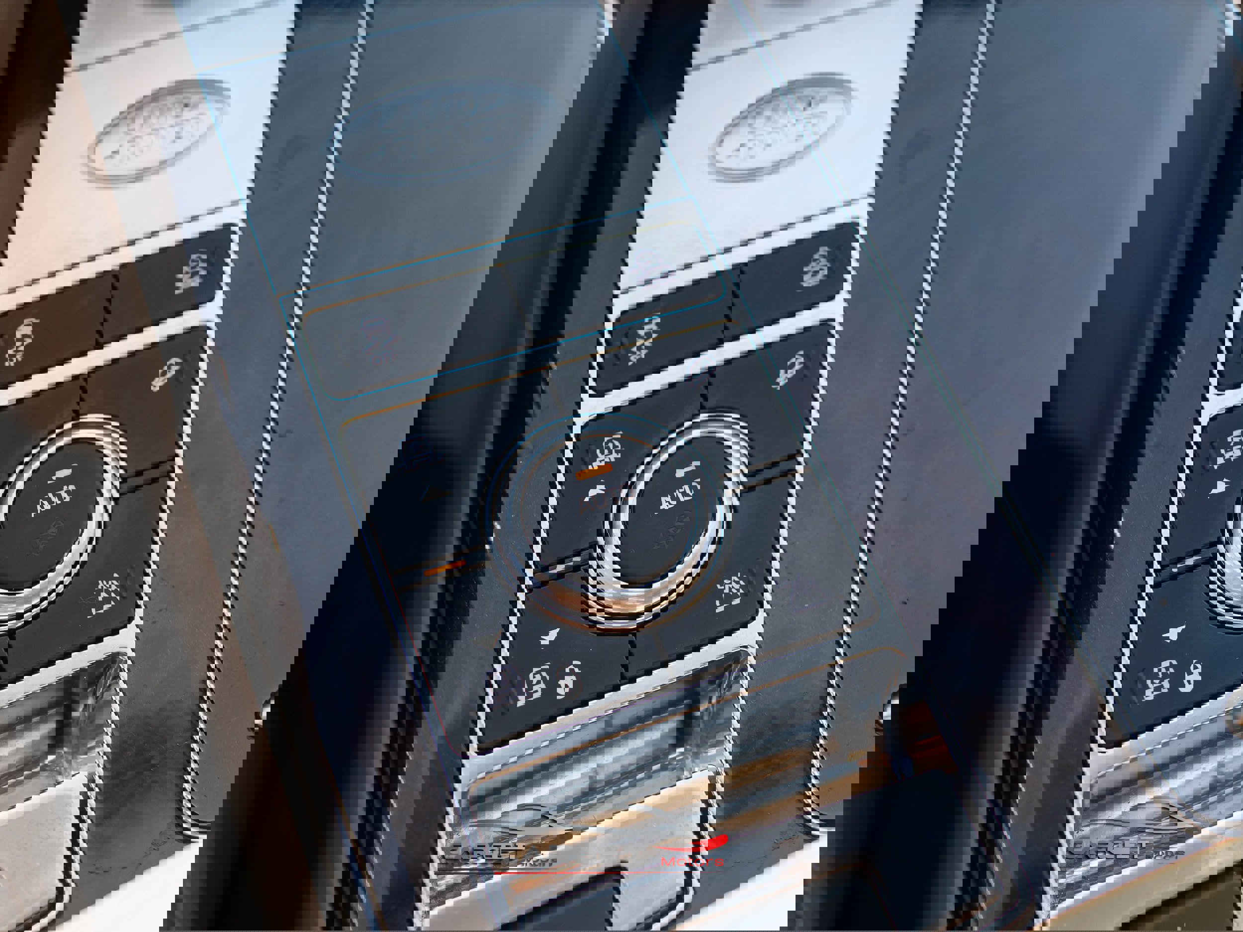 Used 2020 Land Rover Range Rover HSE image 36