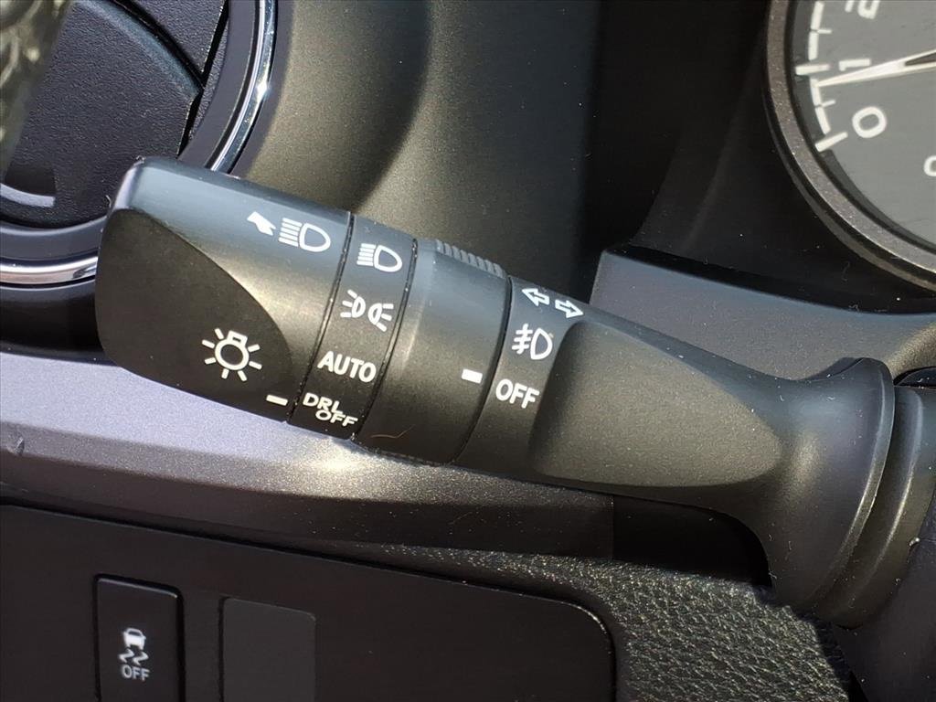 Used 2023 Toyota Tacoma TRD Off-Road image 25