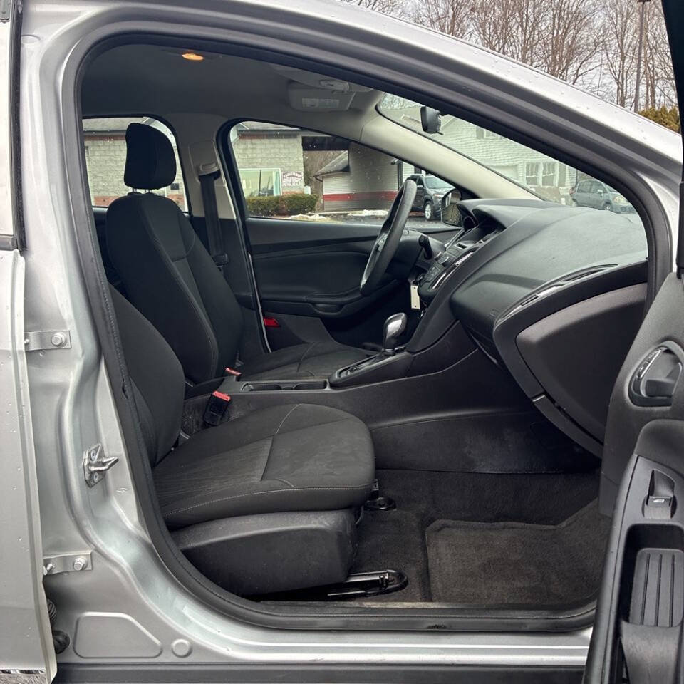 Used 2017 Ford Focus S FWD image 18