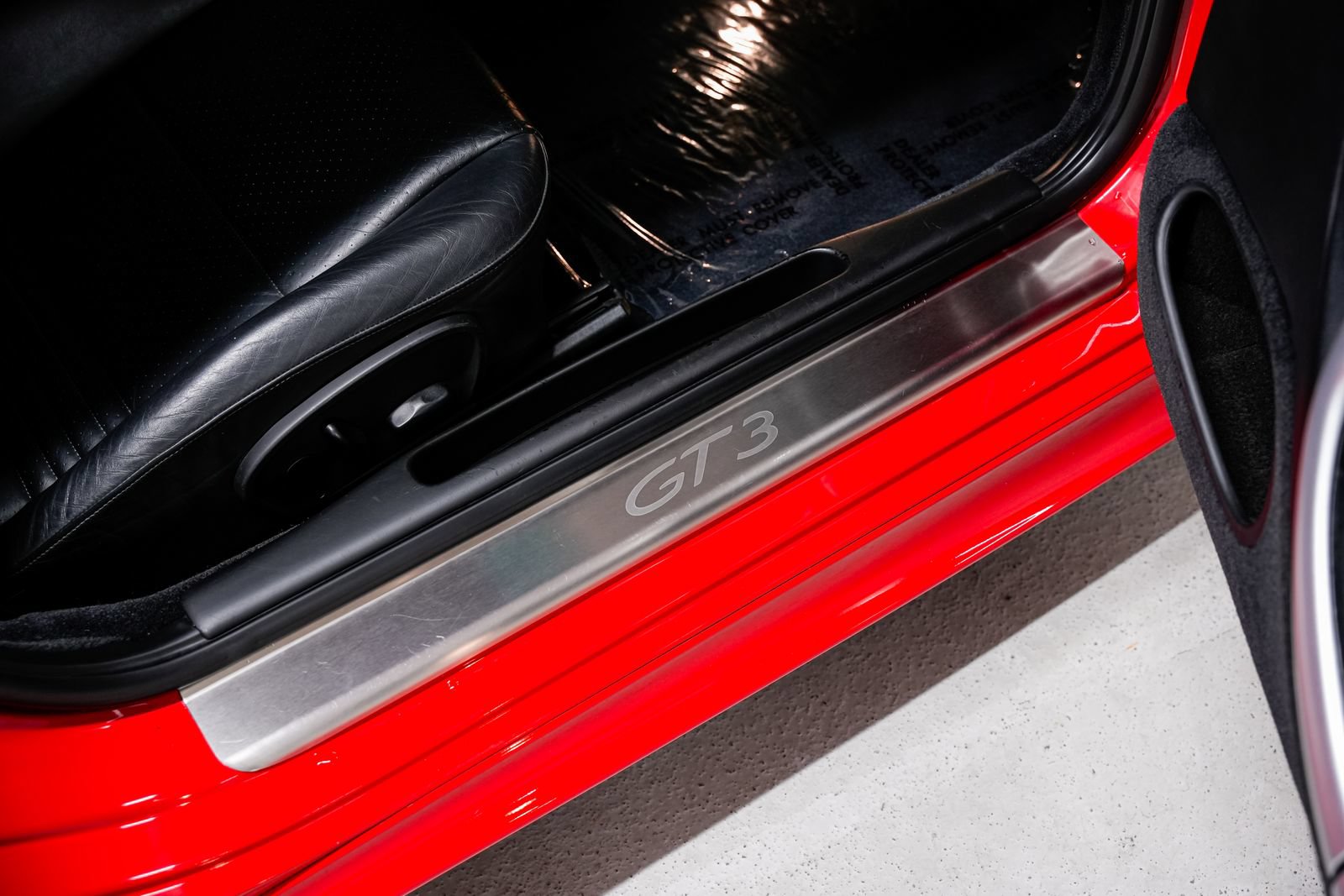 Used 2004 Porsche 911 GT3 RWD image 26