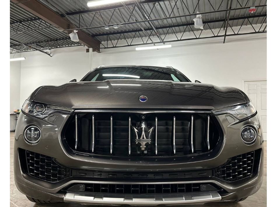 Used 2018 Maserati Levante GranLusso image 3