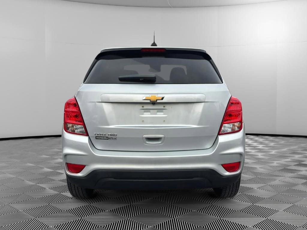 Used 2020 Chevrolet Trax LS w/ Tint and Cruise Package image 8