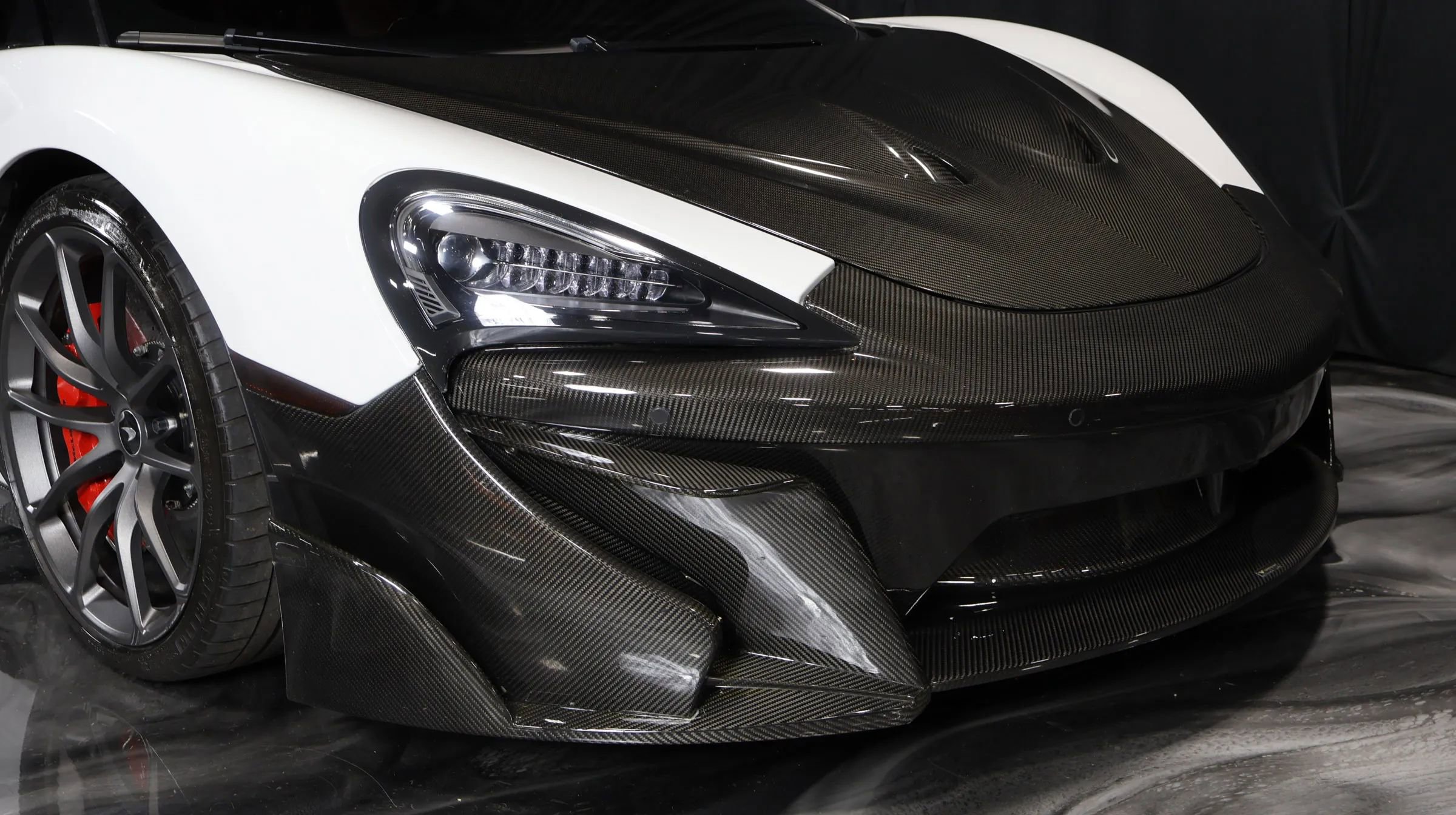 Used 2016 McLaren 570S Coupe image 12