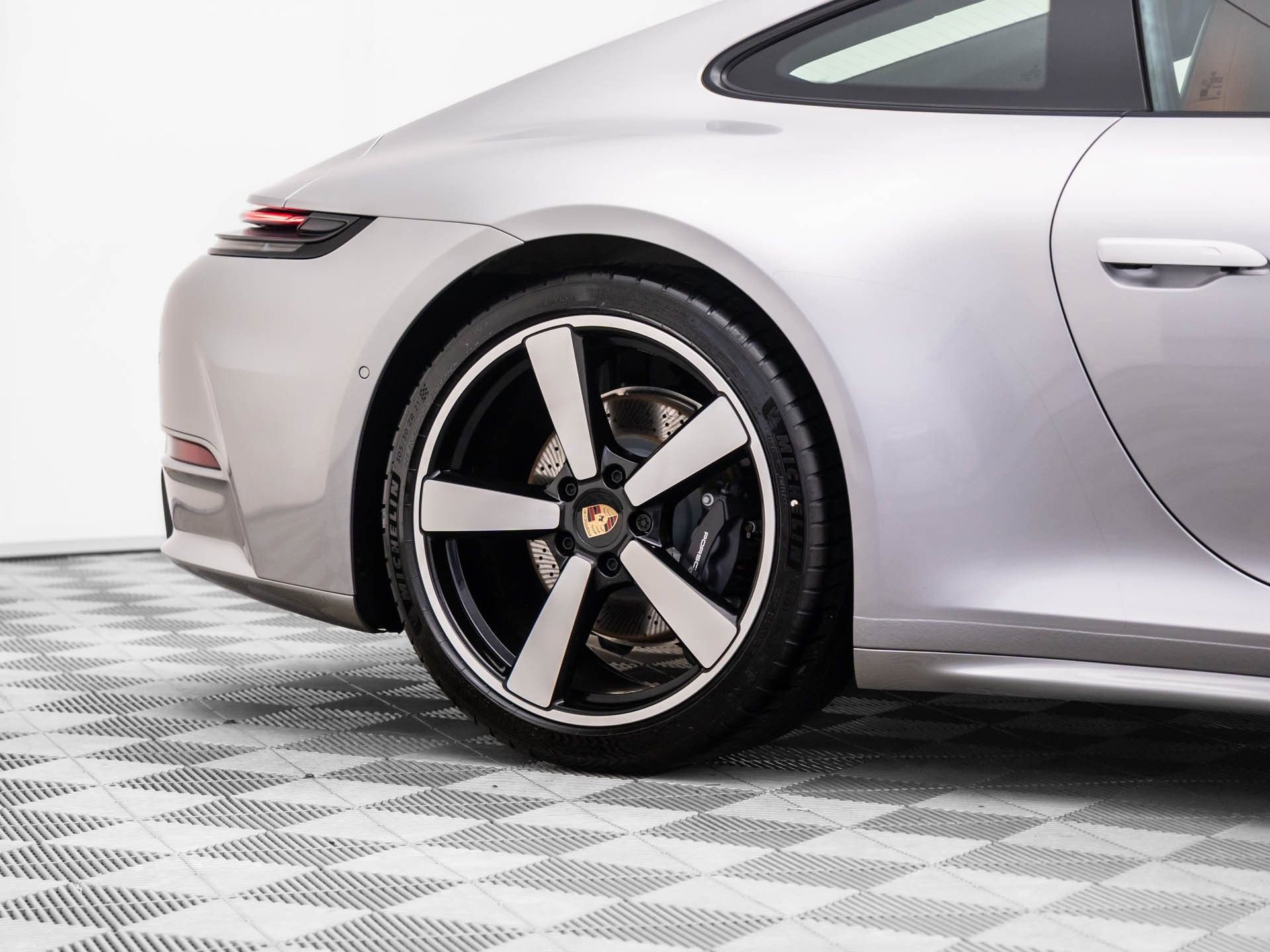 New 2026 Porsche 911 Carrera image 36
