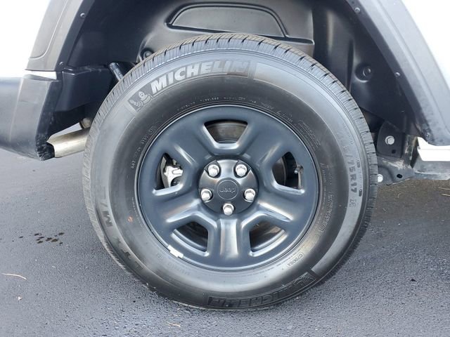 Used 2021 Jeep Wrangler Sport image 9