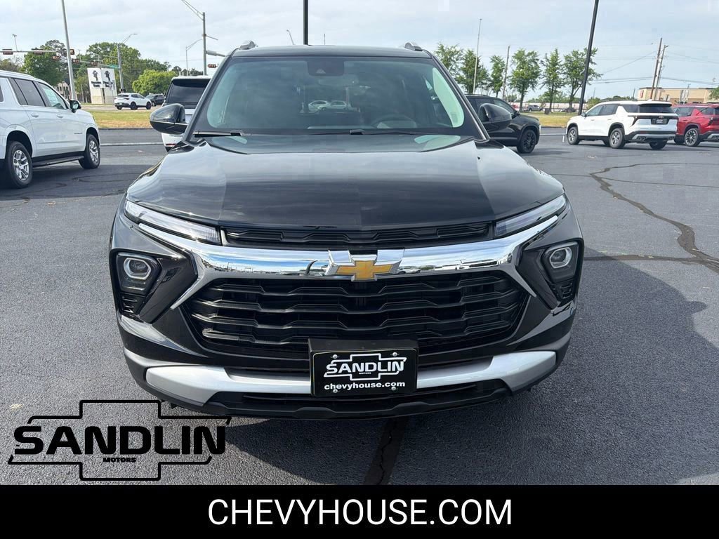 New 2026 Chevrolet TrailBlazer LT w/ Convenience Package FWD image 3