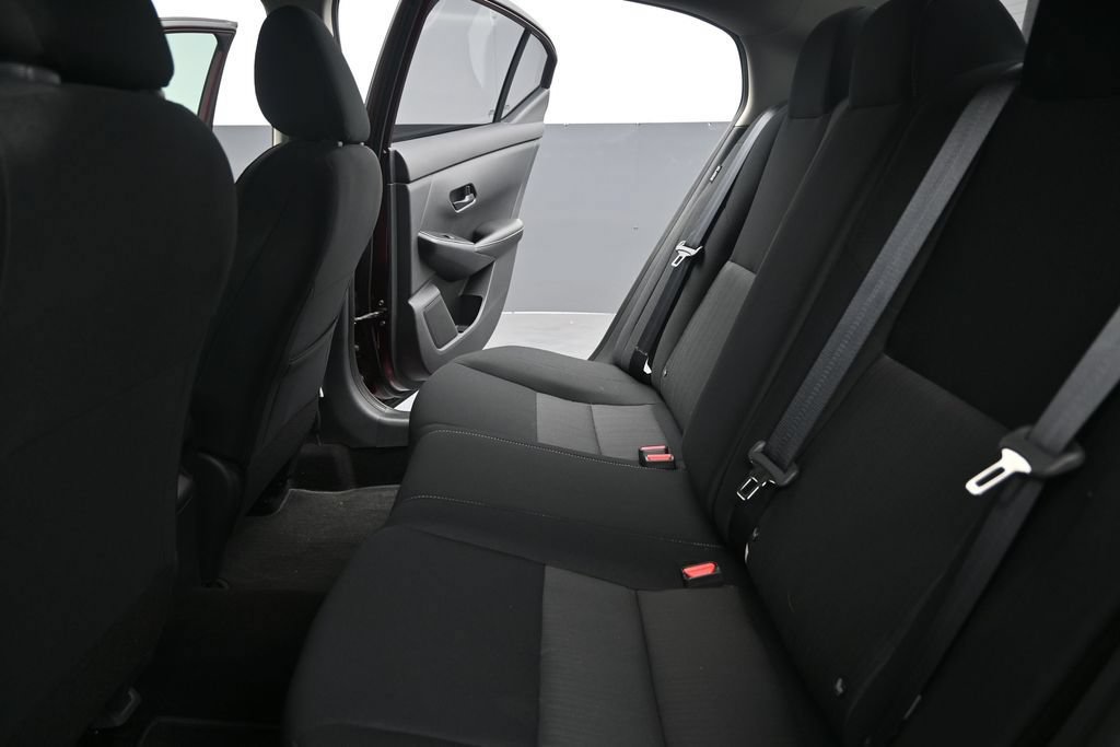 Used 2024 Nissan Sentra SV FWD image 22