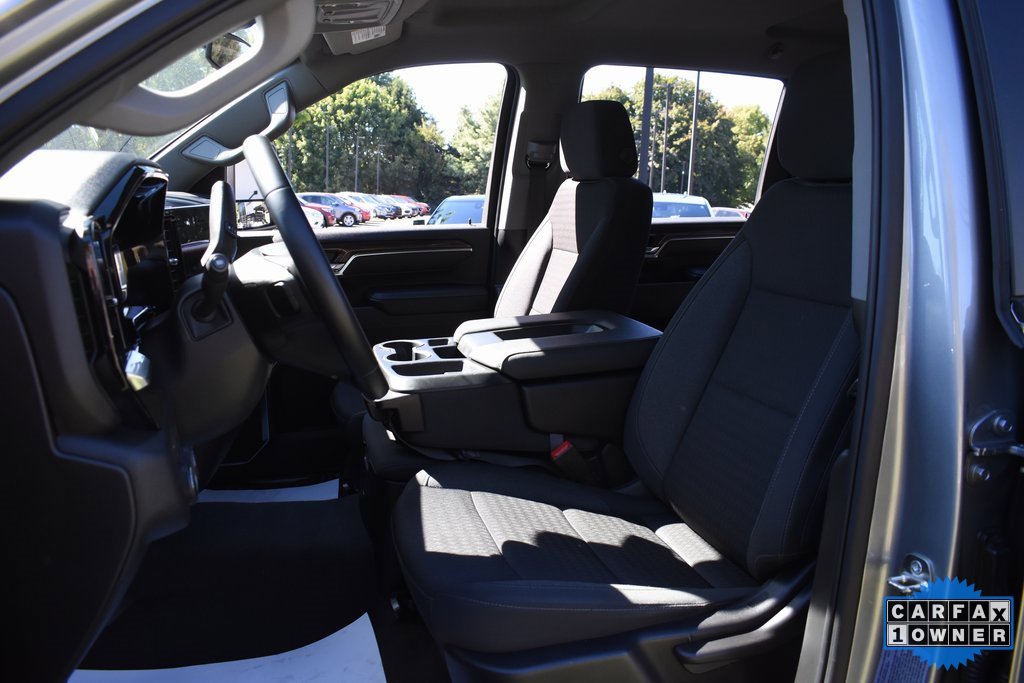 Used 2024 Chevrolet Silverado 2500 LT image 17