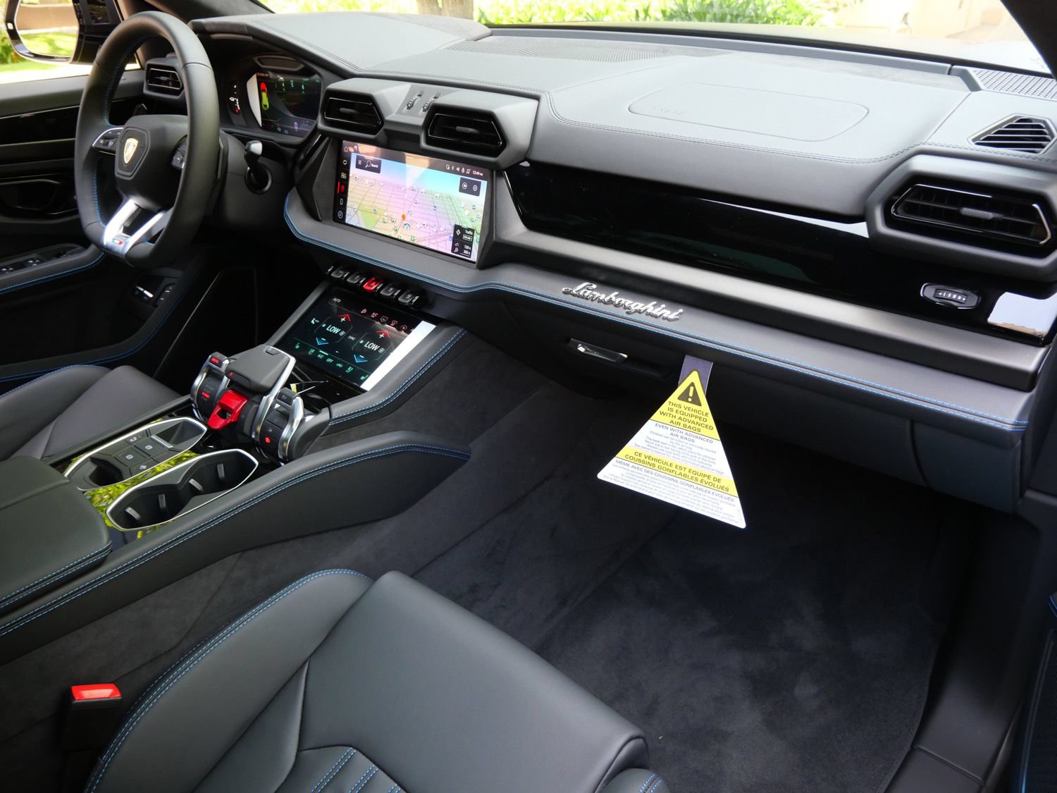 Used 2025 Lamborghini Urus S AWD/4WD image 25